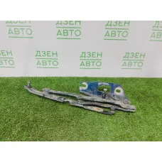 Крепление крышки багажника Audi A6 C6